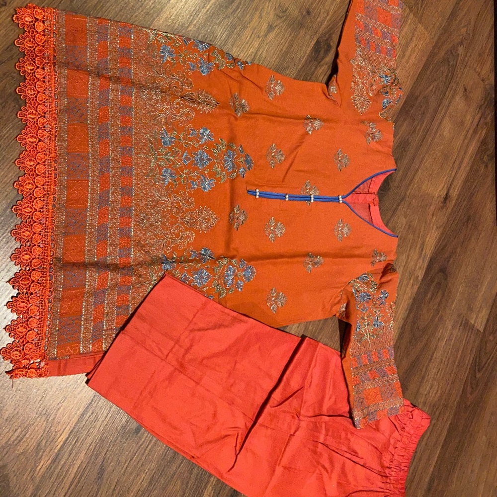 Pakistani kids dress